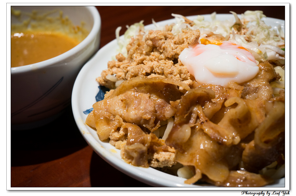 葉影瓶像版權所有