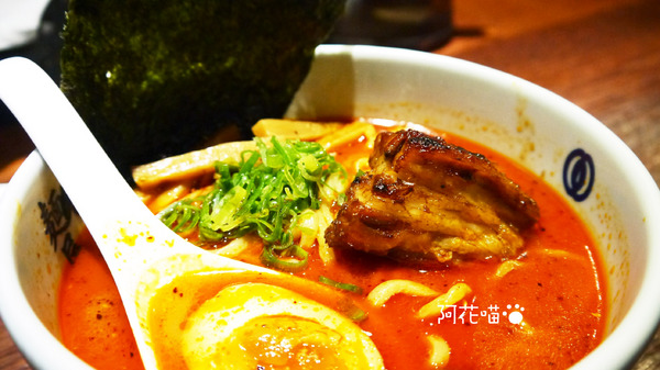 麵屋武藏(忠孝虎嘯店)：【忠孝敦化│日式】超立體版叉燒出現在拉麵裡？超人氣麵屋武臟『虎嘯』店(附menu)