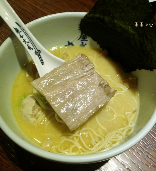 麵屋武藏(忠孝虎嘯店)：[台北大安] 霸氣銷魂的日式拉麵 ♥『麵屋武藏(忠孝虎嘯店)』♥ 增添台式風味叉燒控肉