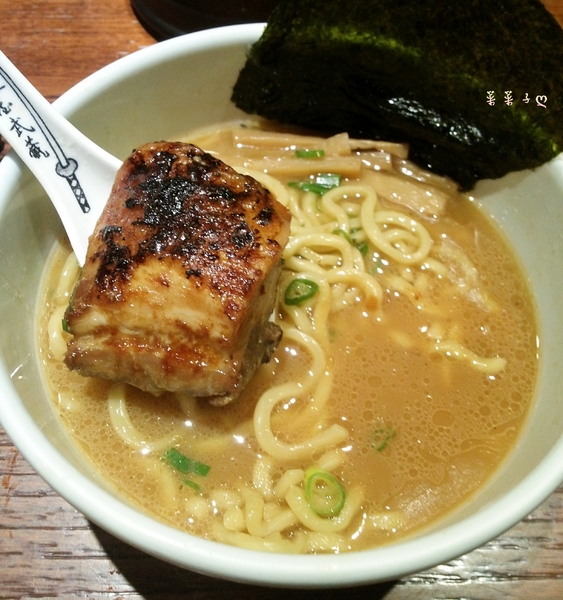 麵屋武藏(忠孝虎嘯店)：[台北大安] 霸氣銷魂的日式拉麵 ♥『麵屋武藏(忠孝虎嘯店)』♥ 增添台式風味叉燒控肉