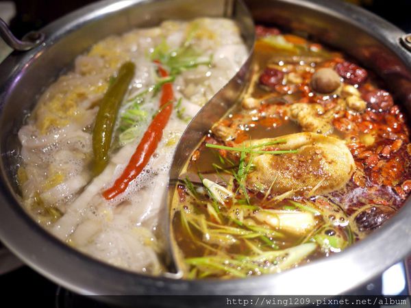 饕鍋:暖胃又暖心的美味鍋物料理。【饕鍋】酸菜白肉&御品大汗鍋體驗