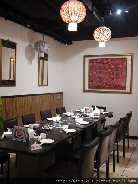 饕鍋:暖胃又暖心的美味鍋物料理。【饕鍋】酸菜白肉&御品大汗鍋體驗