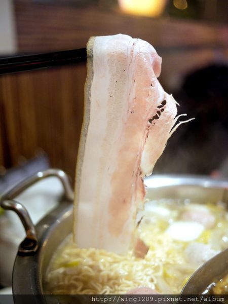 饕鍋:暖胃又暖心的美味鍋物料理。【饕鍋】酸菜白肉&御品大汗鍋體驗