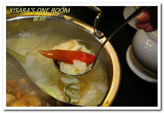 饕鍋：大安站自家製美味酸白菜鍋．辛香御品大汗鍋──饕鍋