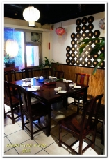 饕鍋：大安站自家製美味酸白菜鍋．辛香御品大汗鍋──饕鍋