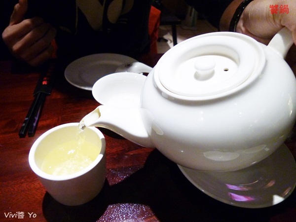 饕鍋：                                                  *試吃招待*饕鍋~天冷冷吃鍋鍋