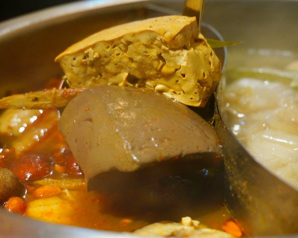 饕鍋：【台北．捷運大安站】-饕鍋『寒冬中最大的享受』