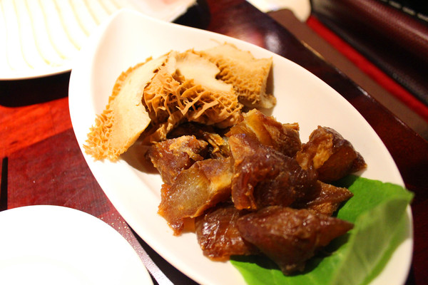 饕鍋：[台北]越吃會上癮的麻辣鍋 in饕鍋