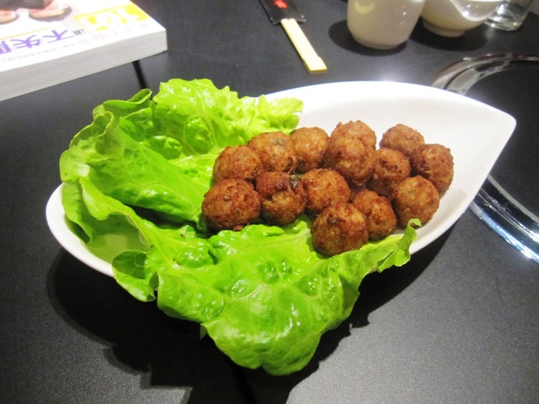 饕鍋:*口碑券*愛評飯團!跟著蔣偉文和梁師傅一起走訪明星最愛的【饕鍋】