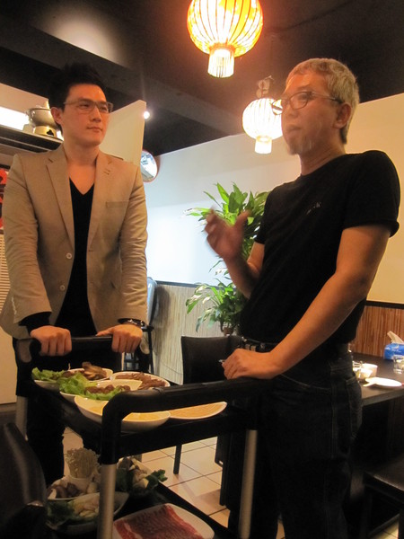 饕鍋:*口碑券*愛評飯團!跟著蔣偉文和梁師傅一起走訪明星最愛的【饕鍋】