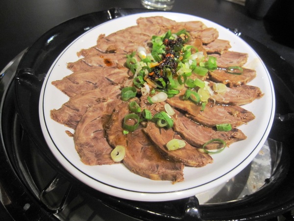 饕鍋:*口碑券*愛評飯團!跟著蔣偉文和梁師傅一起走訪明星最愛的【饕鍋】