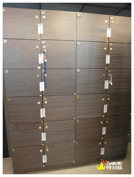 in% HAIR&CAFE:台北萬華區|全台首創!西門町商圈邊用頭髮邊享用美食『in% Hair Salon & Cafe』 女生染髮 男生剪髮 下午茶 早午餐 推薦