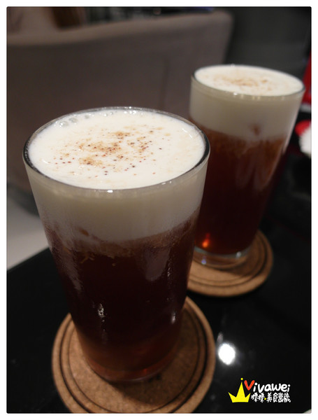 in% HAIR&CAFE:台北萬華區|全台首創!西門町商圈邊用頭髮邊享用美食『in% Hair Salon & Cafe』 女生染髮 男生剪髮 下午茶 早午餐 推薦