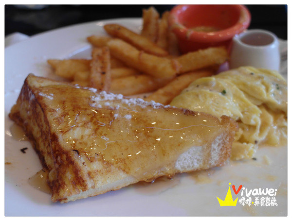 in% HAIR&CAFE:台北萬華區|全台首創!西門町商圈邊用頭髮邊享用美食『in% Hair Salon & Cafe』 女生染髮 男生剪髮 下午茶 早午餐 推薦