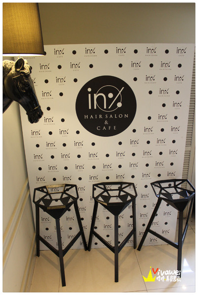 in% HAIR&CAFE:台北萬華區|全台首創!西門町商圈邊用頭髮邊享用美食『in% Hair Salon & Cafe』 女生染髮 男生剪髮 下午茶 早午餐 推薦