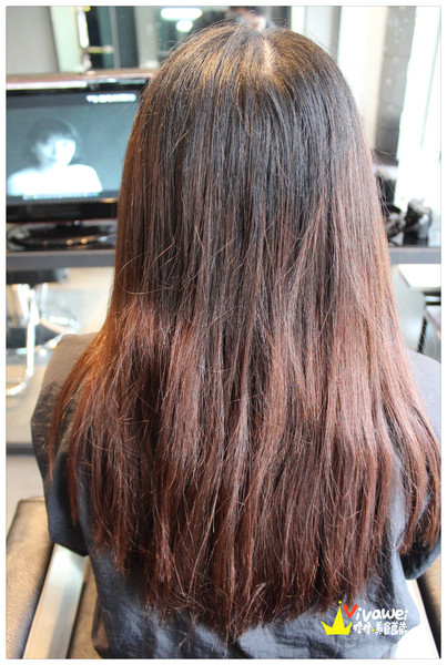 in% HAIR&CAFE:台北萬華區|全台首創!西門町商圈邊用頭髮邊享用美食『in% Hair Salon & Cafe』 女生染髮 男生剪髮 下午茶 早午餐 推薦