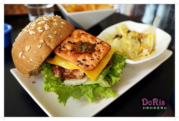 In% Hair Salon & Café：西門町藝人小煜開的早午餐 & Hair Salon店-In％ Hair Salon & Café