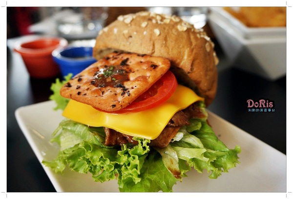 In% Hair Salon & Café：西門町藝人小煜開的早午餐 & Hair Salon店-In％ Hair Salon & Café