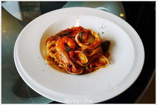 in% HAIR&CAFE：西門町‧In％ Hair Salon & Café