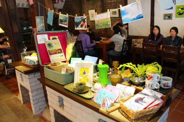 屋子裡有甜點：[嘉義] 巷弄內的限量人氣排隊甜點 屋子裡有甜點