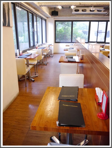 Dundas St.登打士街麵包美式主題餐廳:【淡水】Dundas St.登打士街美式主題餐廳-早午餐、義大利麵、排餐、手工麵包可無限續