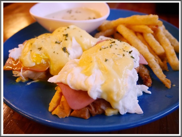 Dundas St.登打士街麵包美式主題餐廳:【淡水】Dundas St.登打士街美式主題餐廳-早午餐、義大利麵、排餐、手工麵包可無限續