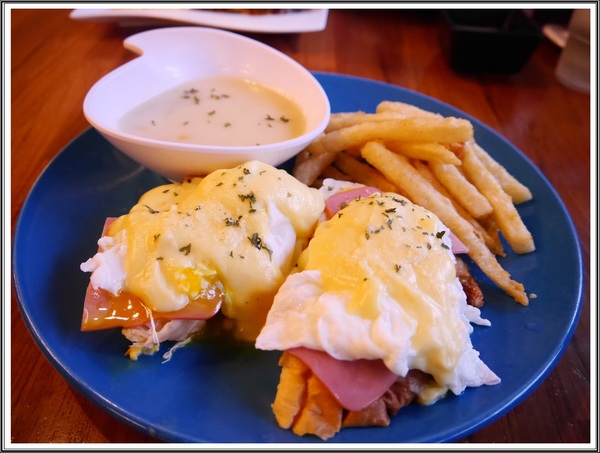 Dundas St.登打士街麵包美式主題餐廳:【淡水】Dundas St.登打士街美式主題餐廳-早午餐、義大利麵、排餐、手工麵包可無限續