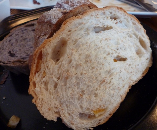 Dundas St.登打士街麵包美式主題餐廳:我與奧黛麗赫本相遇在登打士街----淡水登士街美式主題餐廳