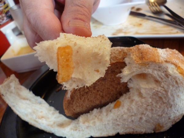 Dundas St.登打士街麵包美式主題餐廳：我與奧黛麗赫本相遇在登打士街----淡水登士街美式主題餐廳