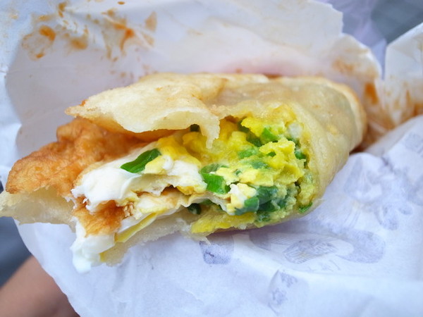 柯氏蔥油餅(原礁溪蔥油餅)：<宜蘭|礁溪>不吃會後悔？？柯氏蔥油餅(原礁溪蔥油餅)