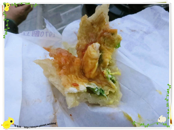 宜蘭-礁溪-柯氏蔥油餅-到此一遊，不吃遺憾-柯氏蔥油餅加蛋