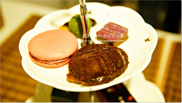 七見櫻堂巧克力甜點專賣店(板新店)：【食記/新北市】豪華三層下午茶~愛評會員享有5折優惠唷