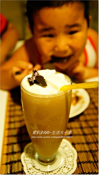 七見櫻堂巧克力甜點專賣店(板新店)：【食記/新北市】豪華三層下午茶~愛評會員享有5折優惠唷