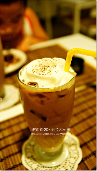 七見櫻堂巧克力甜點專賣店(板新店)：【食記/新北市】豪華三層下午茶~愛評會員享有5折優惠唷