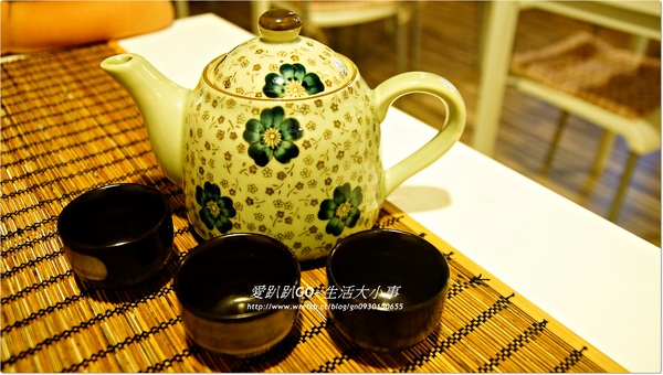 七見櫻堂巧克力甜點專賣店(板新店)：【食記/新北市】豪華三層下午茶~愛評會員享有5折優惠唷