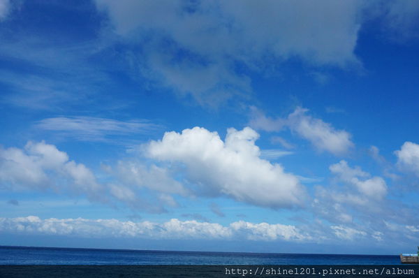 小琉球兩天一夜【戀戀海景離島旅遊】浮潛+BBQ+阿念達小酒吧+花瓶岩+蛤板灣 威尼斯海灘+潮間帶+爆漿黑糖包+魷魚伯母