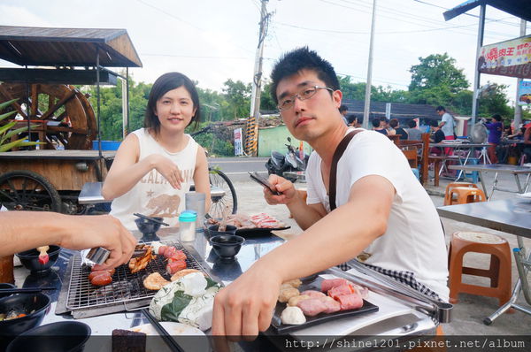 小琉球兩天一夜【戀戀海景離島旅遊】浮潛+BBQ+阿念達小酒吧+花瓶岩+蛤板灣 威尼斯海灘+潮間帶+爆漿黑糖包+魷魚伯母