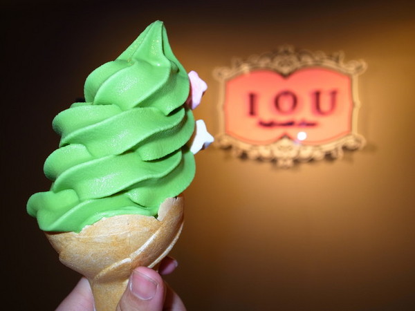 IOU Cafe：<台北|永康街|冰品>冬天吃冰好爽快!!!手作經典霜淇淋~IOU Cafe