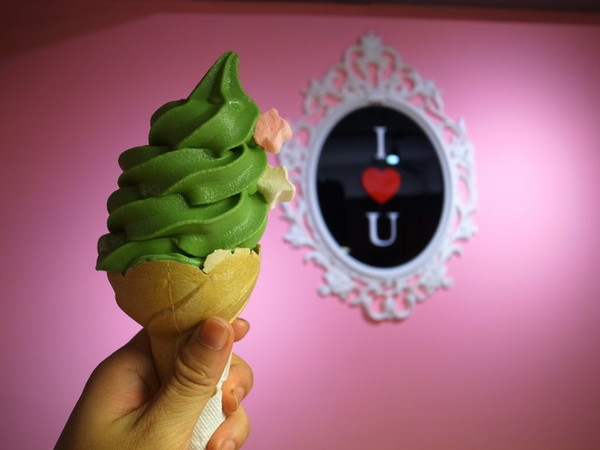 IOU Cafe：<台北|永康街|冰品>冬天吃冰好爽快!!!手作經典霜淇淋~IOU Cafe
