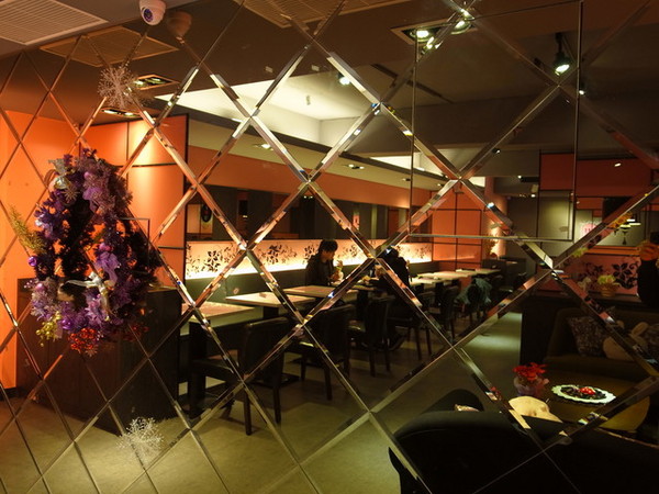 IOU Cafe：<台北|永康街|冰品>冬天吃冰好爽快!!!手作經典霜淇淋~IOU Cafe