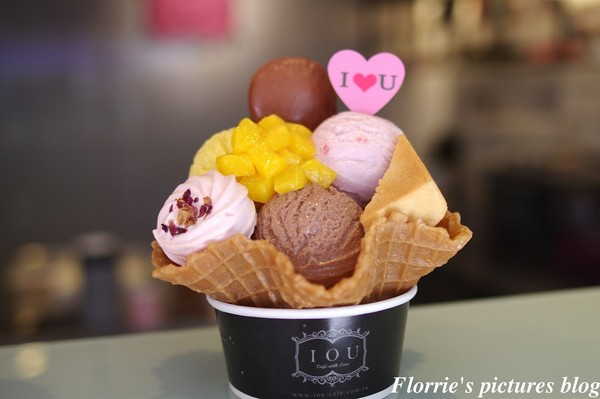 IOU Cafe：口碑券美食之旅~IOU CAFÉ手作冰淇淋店~粉嫩色調的手作冰淇店