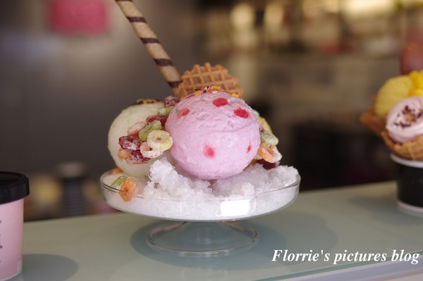 IOU Cafe：口碑券美食之旅~IOU CAFÉ手作冰淇淋店~粉嫩色調的手作冰淇店