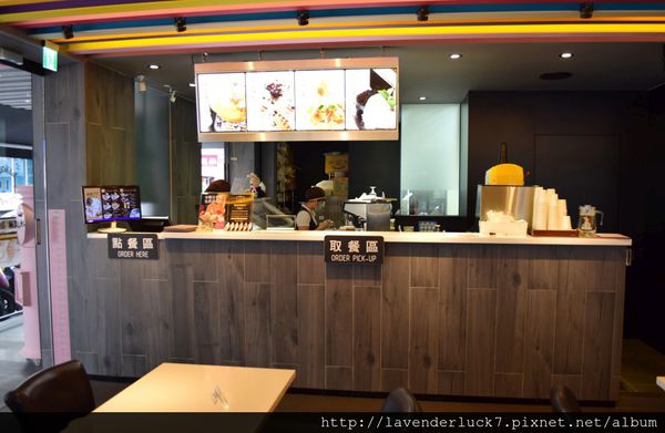 IOU Cafe:♥東門永康IOU鐵觀音珍珠 草莓拿破崙