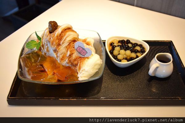 IOU Cafe:♥東門永康IOU鐵觀音珍珠 草莓拿破崙