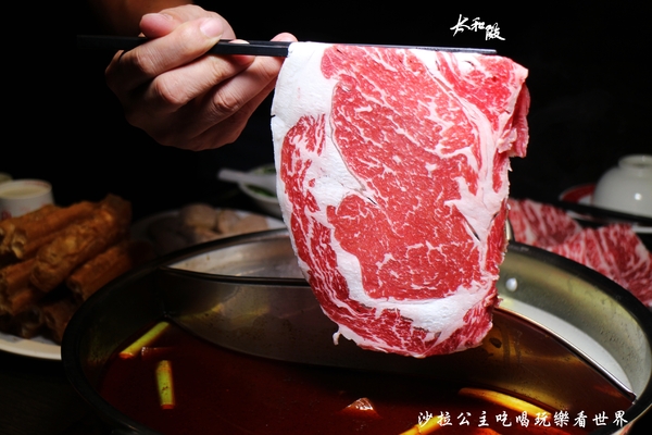 太和殿鴛鴦麻辣火鍋(台北總店):郭富城來台必吃『太和殿鴛鴦麻辣火鍋』捷運信義安和站/信義區麻辣鍋/宵夜