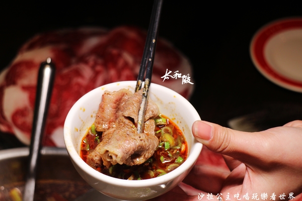 太和殿鴛鴦麻辣火鍋(台北總店):郭富城來台必吃『太和殿鴛鴦麻辣火鍋』捷運信義安和站/信義區麻辣鍋/宵夜