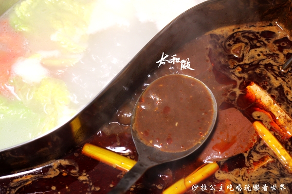 太和殿鴛鴦麻辣火鍋(台北總店):郭富城來台必吃『太和殿鴛鴦麻辣火鍋』捷運信義安和站/信義區麻辣鍋/宵夜