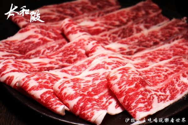 太和殿鴛鴦麻辣火鍋(台北總店):郭富城來台必吃『太和殿鴛鴦麻辣火鍋』捷運信義安和站/信義區麻辣鍋/宵夜