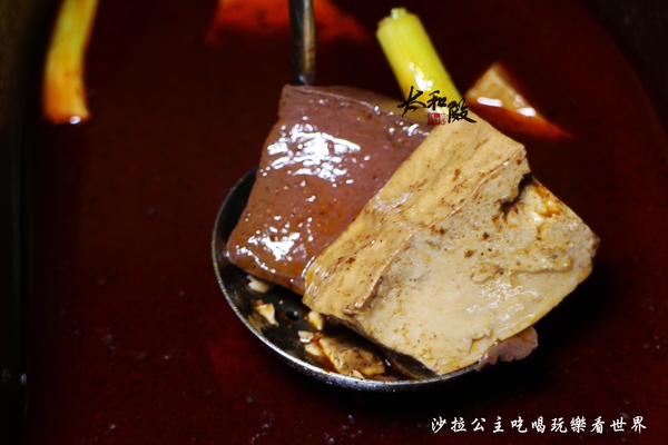 太和殿鴛鴦麻辣火鍋(台北總店):郭富城來台必吃『太和殿鴛鴦麻辣火鍋』捷運信義安和站/信義區麻辣鍋/宵夜