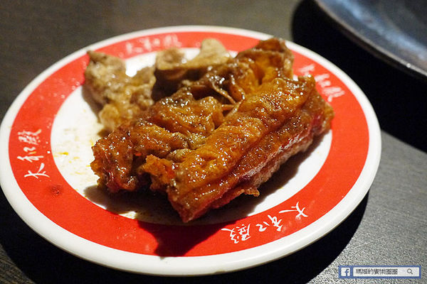 太和殿鴛鴦麻辣火鍋(台北總店):◆台北信義。捷運信義安和【太和殿麻辣火鍋—台北總店】港星藝人最愛麻辣鍋店。鴨血鍋底真的好好吃哦!